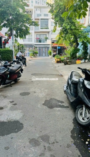 BÁN NHÀ KDC HIMLAM, NGAY LOTTE MART, NGUYỄN THỊ THẬP,P TÂN HƯNG QUẬN 7,ĐƯỜNG 10M, DT 75M2, CHỈ 15 TỶ. LH 0938827657 Ms TUYỀN